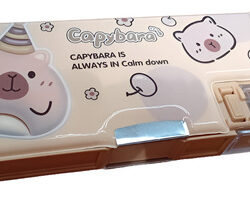 Cartuchera Con Iman Doble Piso Capibara Sacapuntas Con Boton Beige Capibara