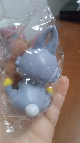 Figura Coleccionable Conejo Gris Disney Tambor De Bambi - Image 4